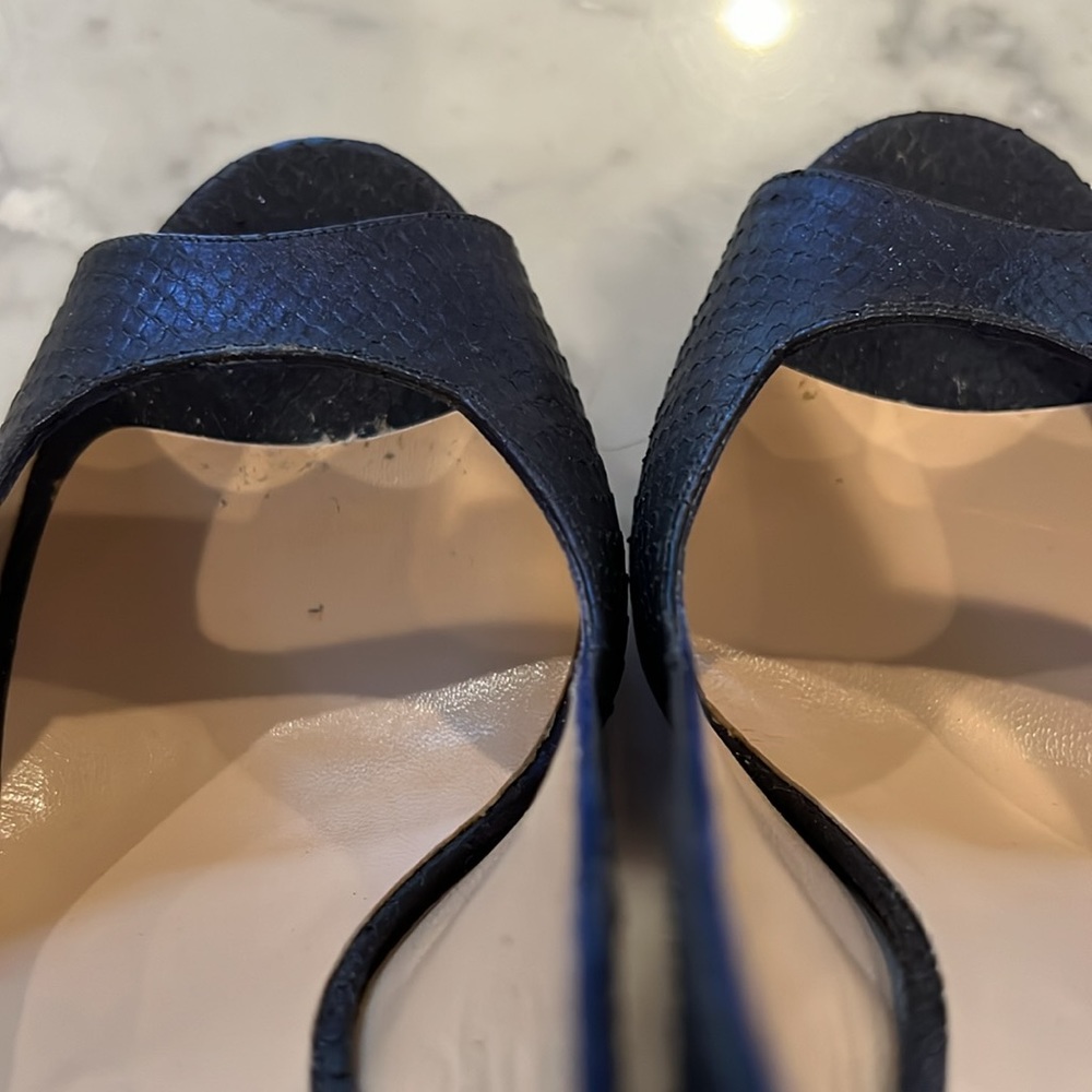 Nicholas Kirkwood
Python Platform Slingback Pump - Picture 12 of 13